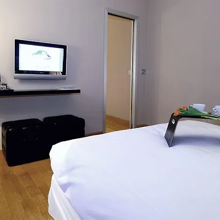 Guest house Quarto Piano 4*